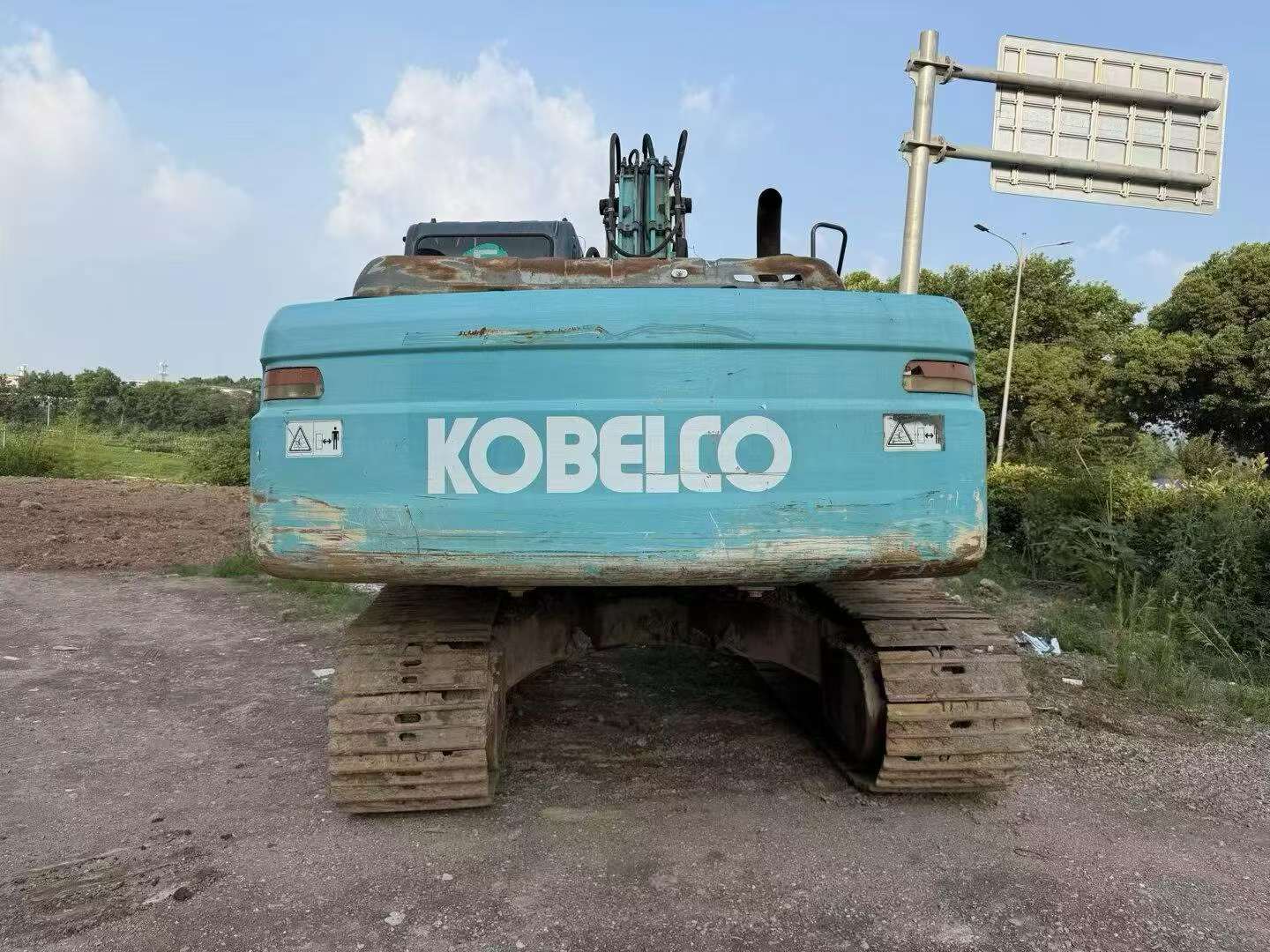 Buy Kobelco SK200-8 Used Excavator / 3