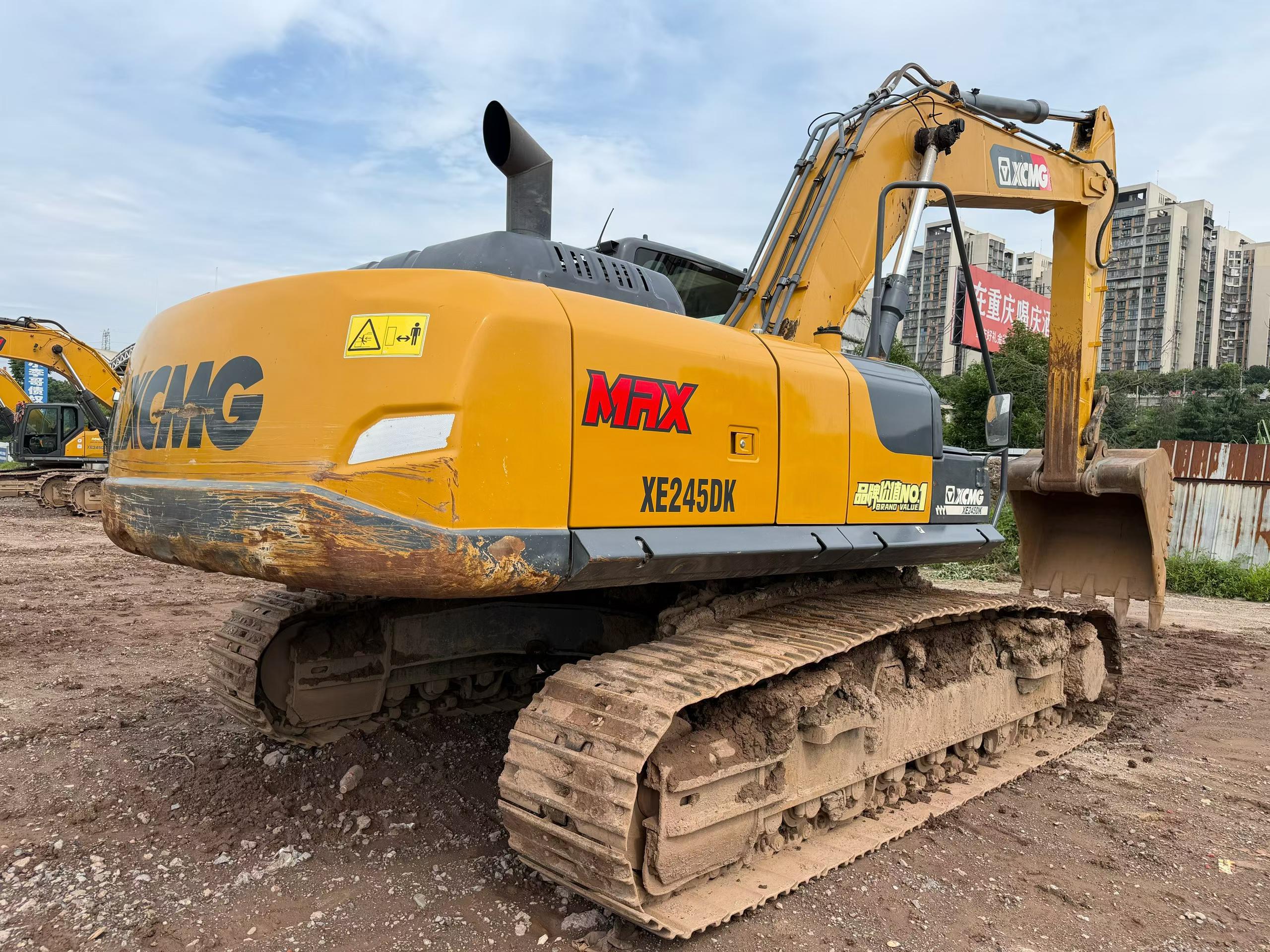 Buy XCMG XE245DK Used Excavator / 6