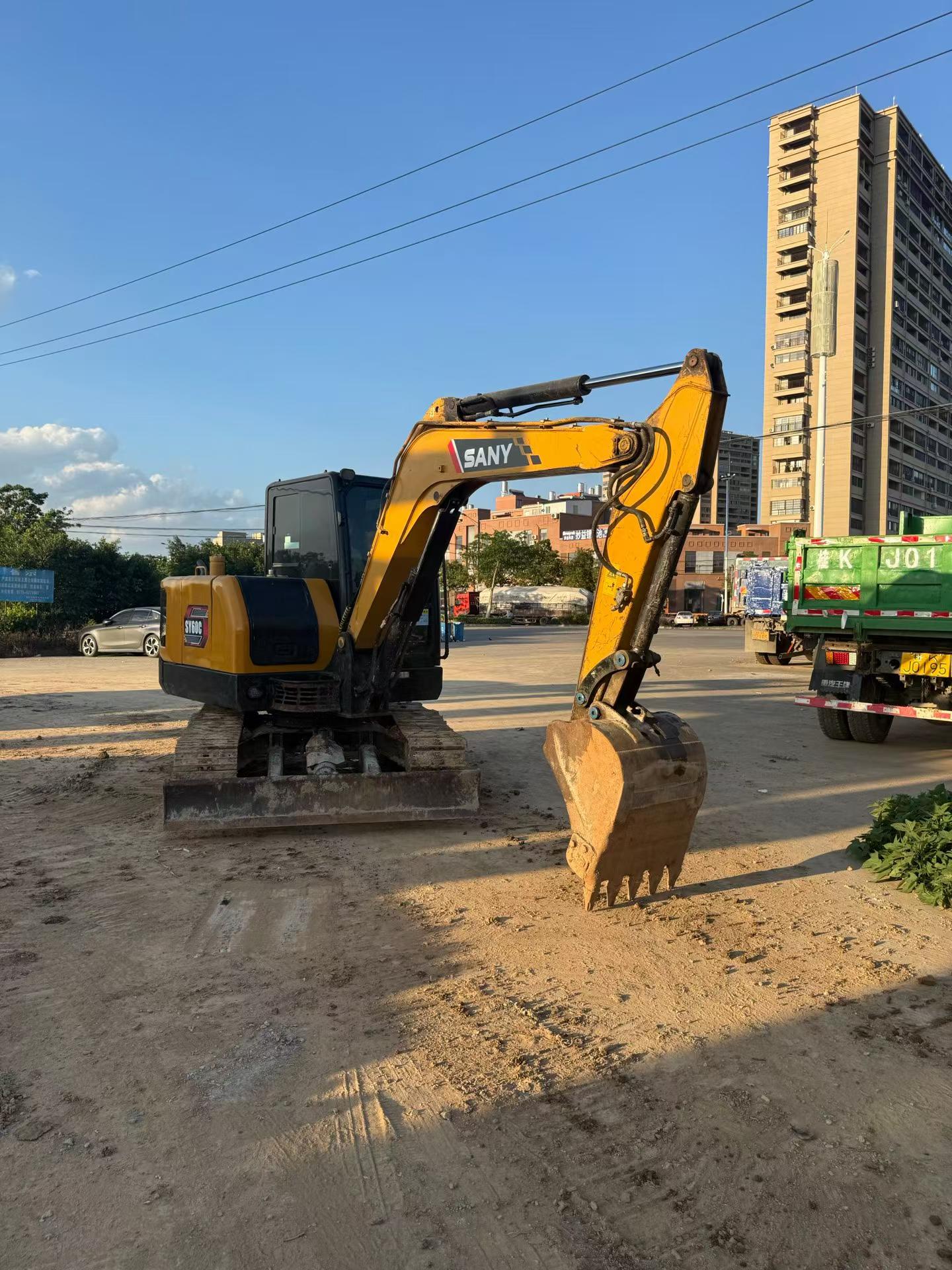 Buy Sany SY60 Used Excavator / 4