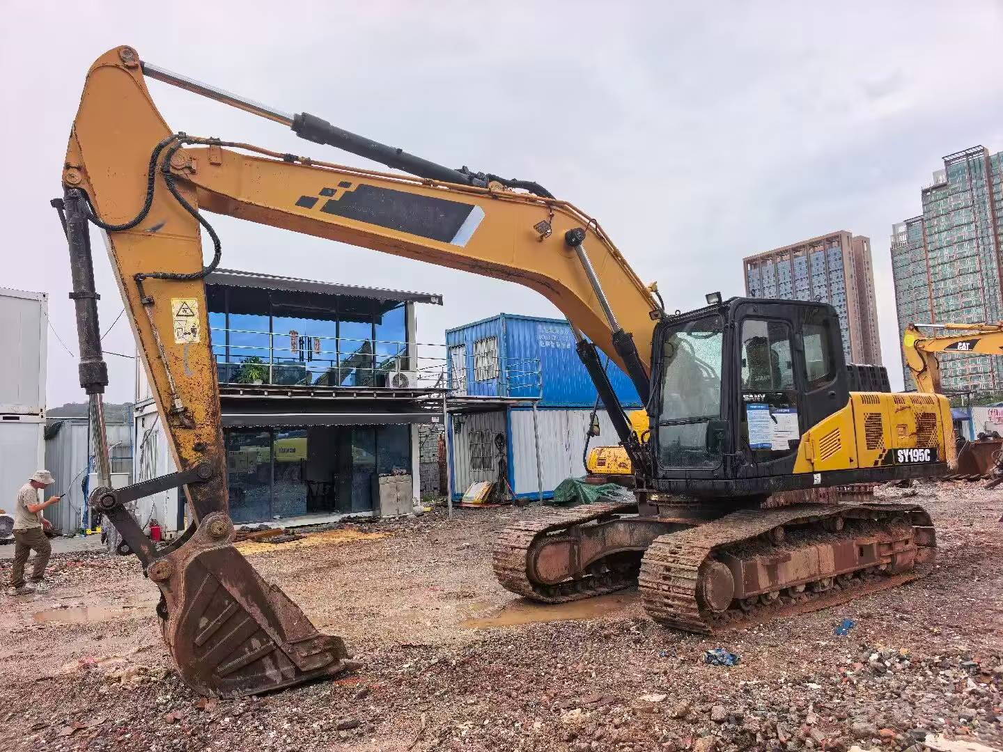 Buy Sany SY195C Used Excavator / 9