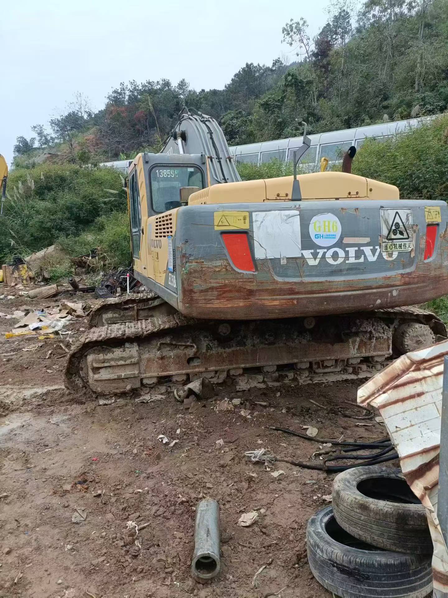 Buy Volvo EC290 Used Excavator / 8