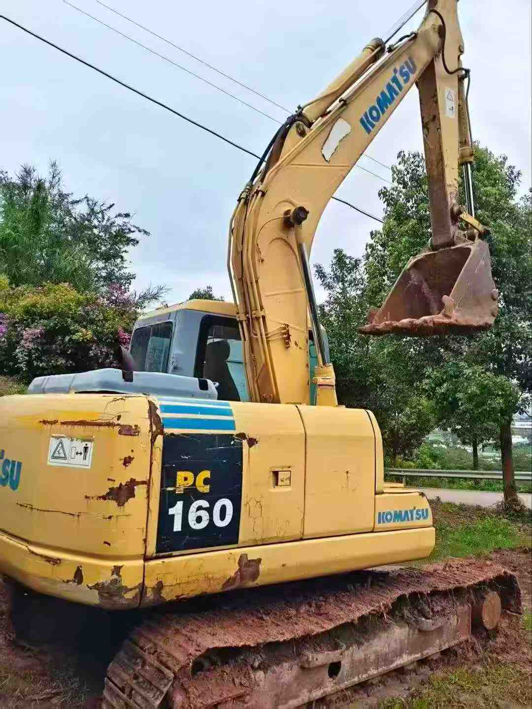 Buy Komatsu PC130 Used Excavator / 5