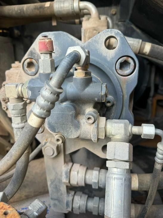 Buy Kato Used Excavator / 1