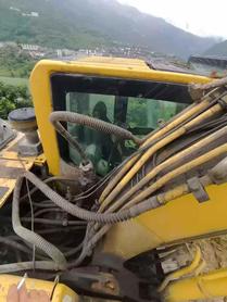 Buy Komatsu PC200 Used Excavator / 4 Buy Komatsu PC200 Used Excavator / 4
