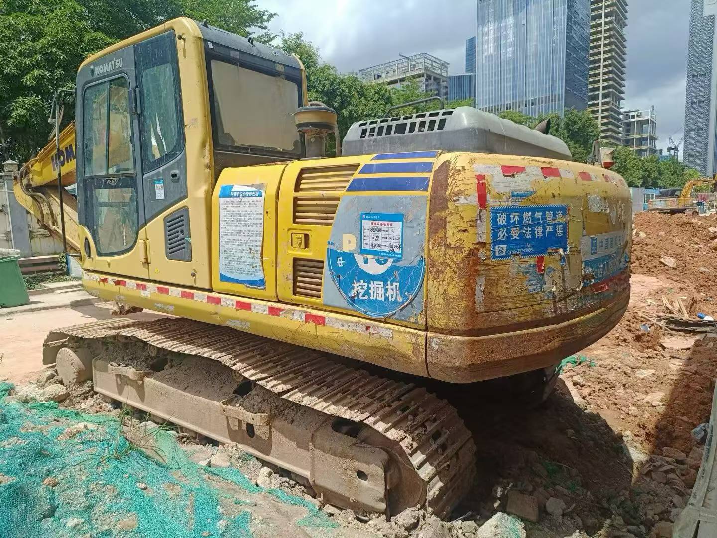 Buy Komatsu PC200-8 Used Excavator / 7