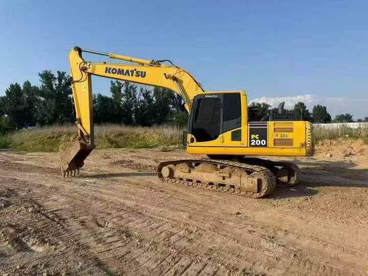 Buy Komatsu PC200 Used Excavator / 1