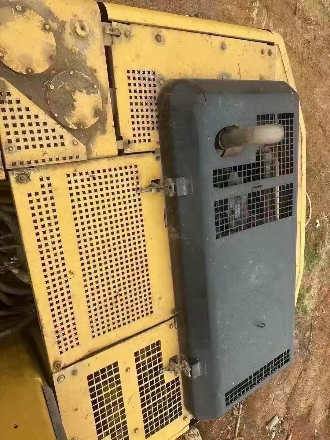 Buy Caterpillar 320V2 Used Excavator / 6