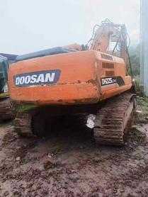 Buy Doosan DH225-7 Used Excavator / 5 Buy Doosan DH225-7 Used Excavator / 5