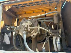 Buy Sany SY285C Used Excavator / 2 Buy Sany SY285C Used Excavator / 2