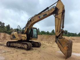 Buy Caterpillar 320D Used Excavator / 5 Buy Caterpillar 320D Used Excavator / 5