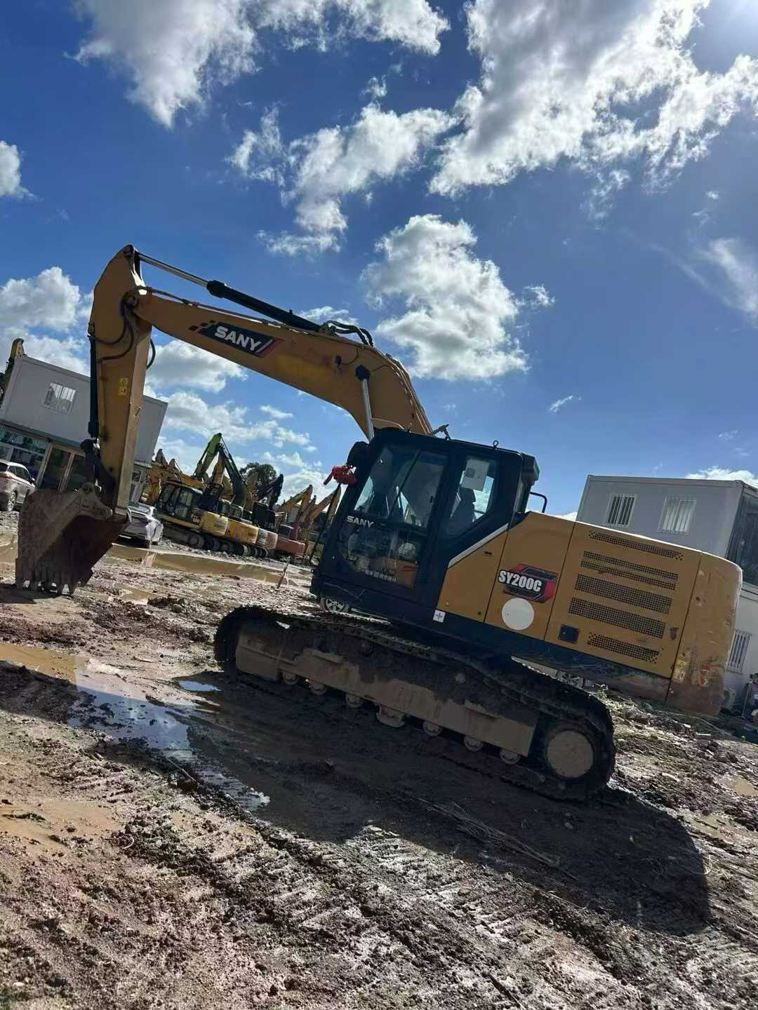 Buy Sany SY200C Used Excavator / 9