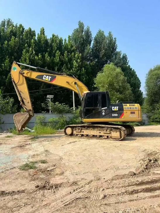 Buy Caterpillar 320D Used Excavator / 1