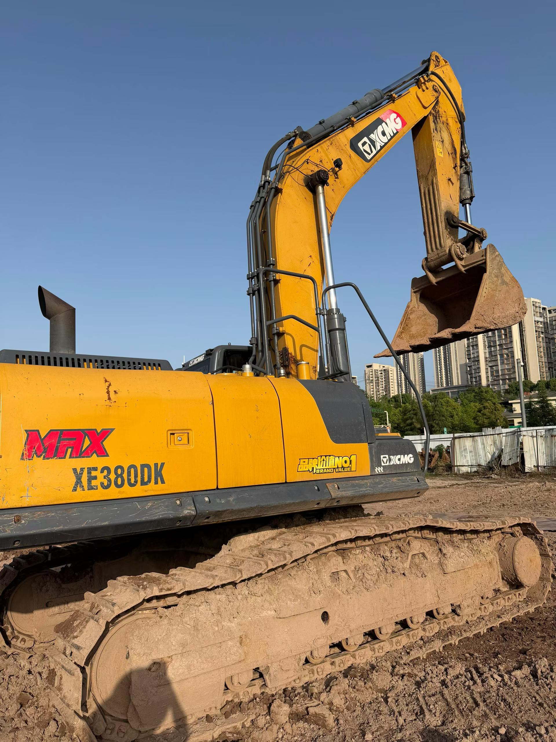 Buy XCMG XE380DK Used Excavator / 4 Buy XCMG XE380DK Used Excavator / 4