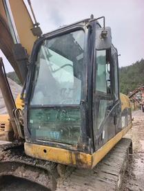Buy Caterpillar 323 Used Excavator / 6 Buy Caterpillar 323 Used Excavator / 6