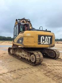 Buy Caterpillar 320D Used Excavator / 6 Buy Caterpillar 320D Used Excavator / 6
