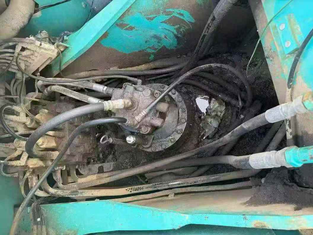 Buy Kobelco SK260LC-8 Used Excavator / 5