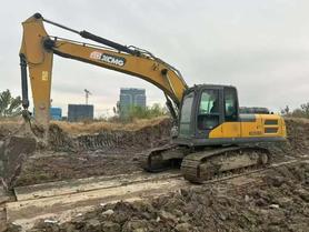 Buy XCMG XE205DA Used Excavator / 4 Buy XCMG XE205DA Used Excavator / 4