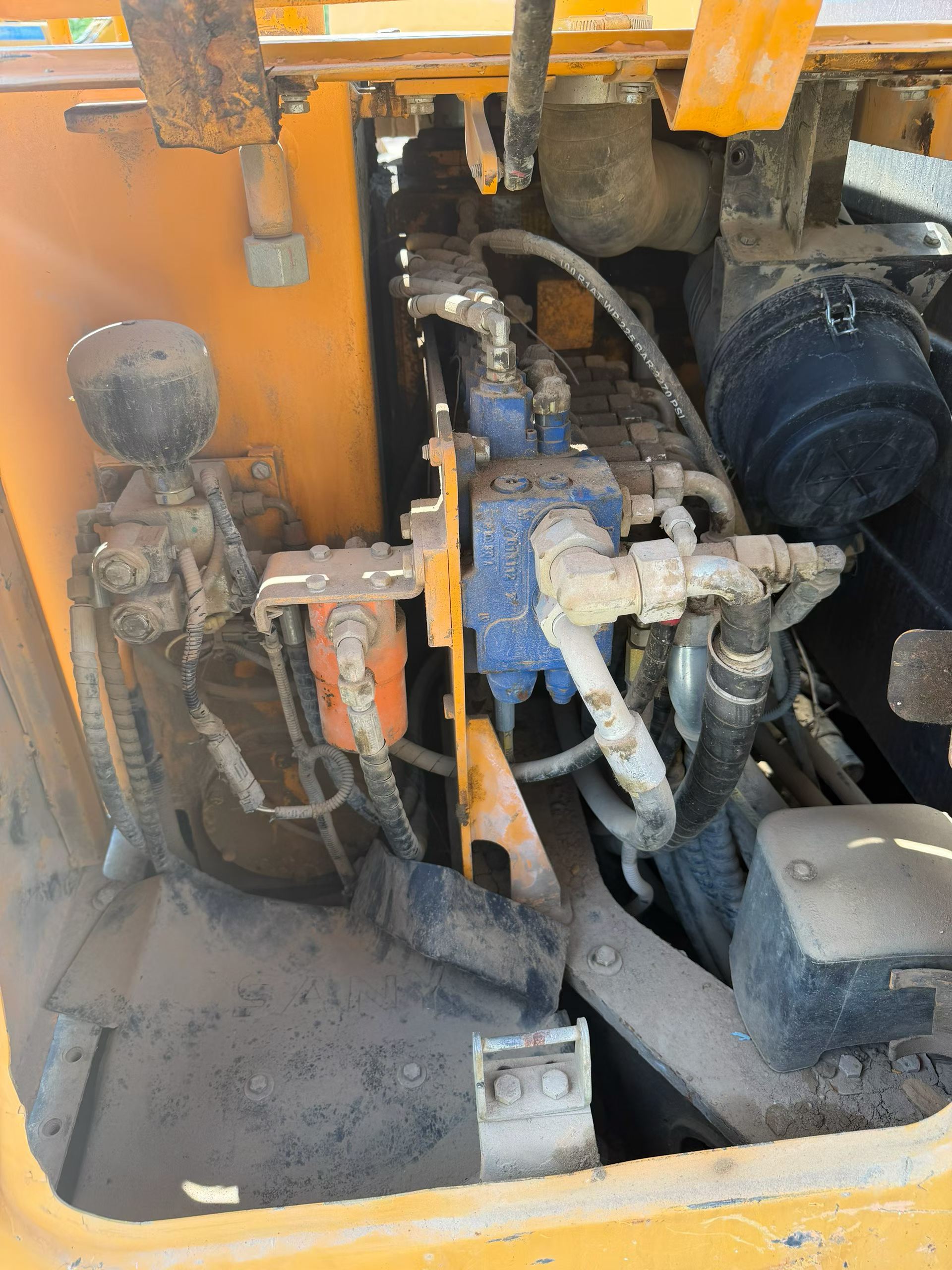 Buy Sany SY60 Used Excavator / 6