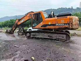 Buy Doosan S300 Used Excavator / 2 Buy Doosan S300 Used Excavator / 2