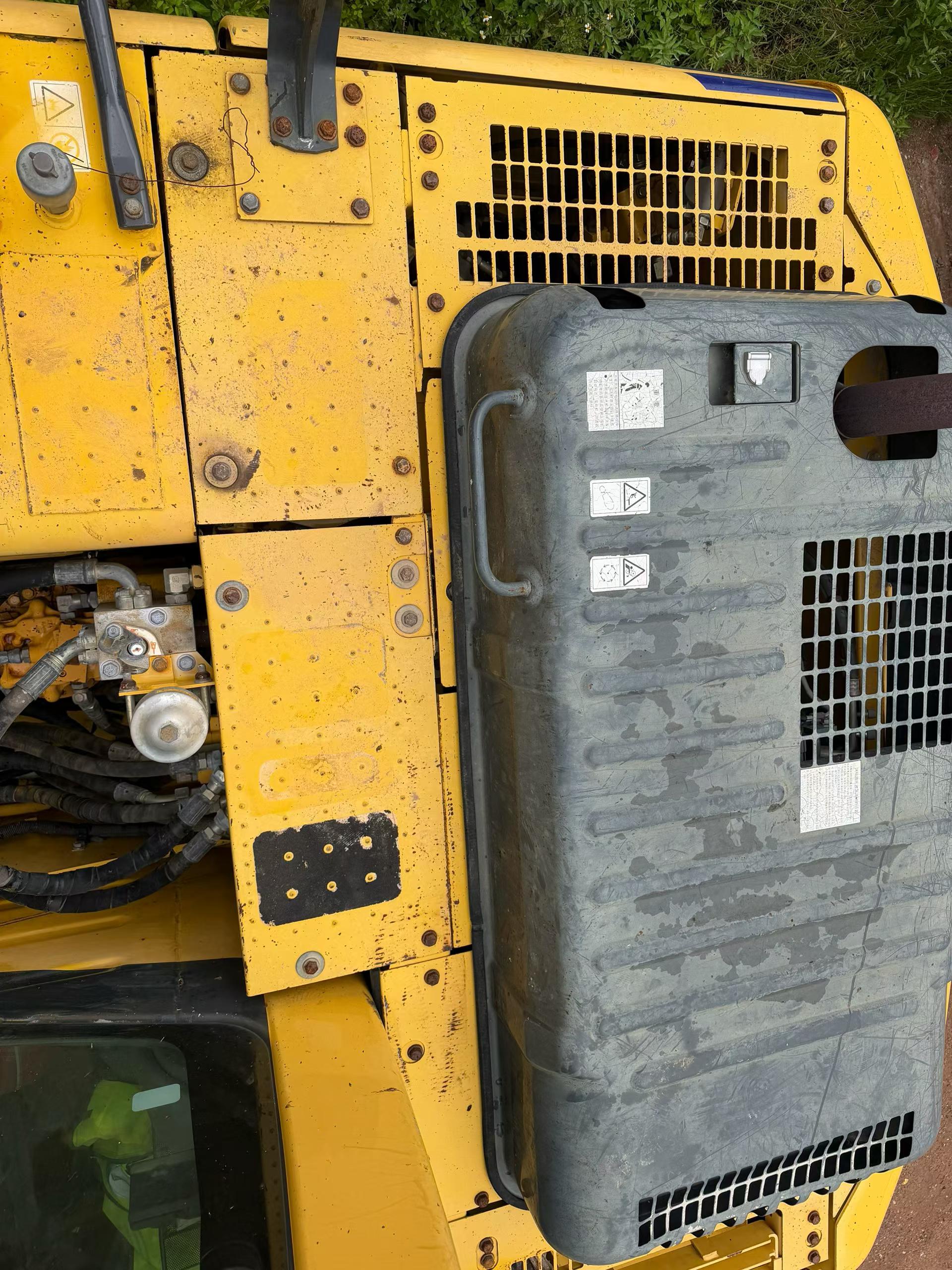 Buy Komatsu PC130-8M0 Used Excavator / 6 Buy Komatsu PC130-8M0 Used Excavator / 6
