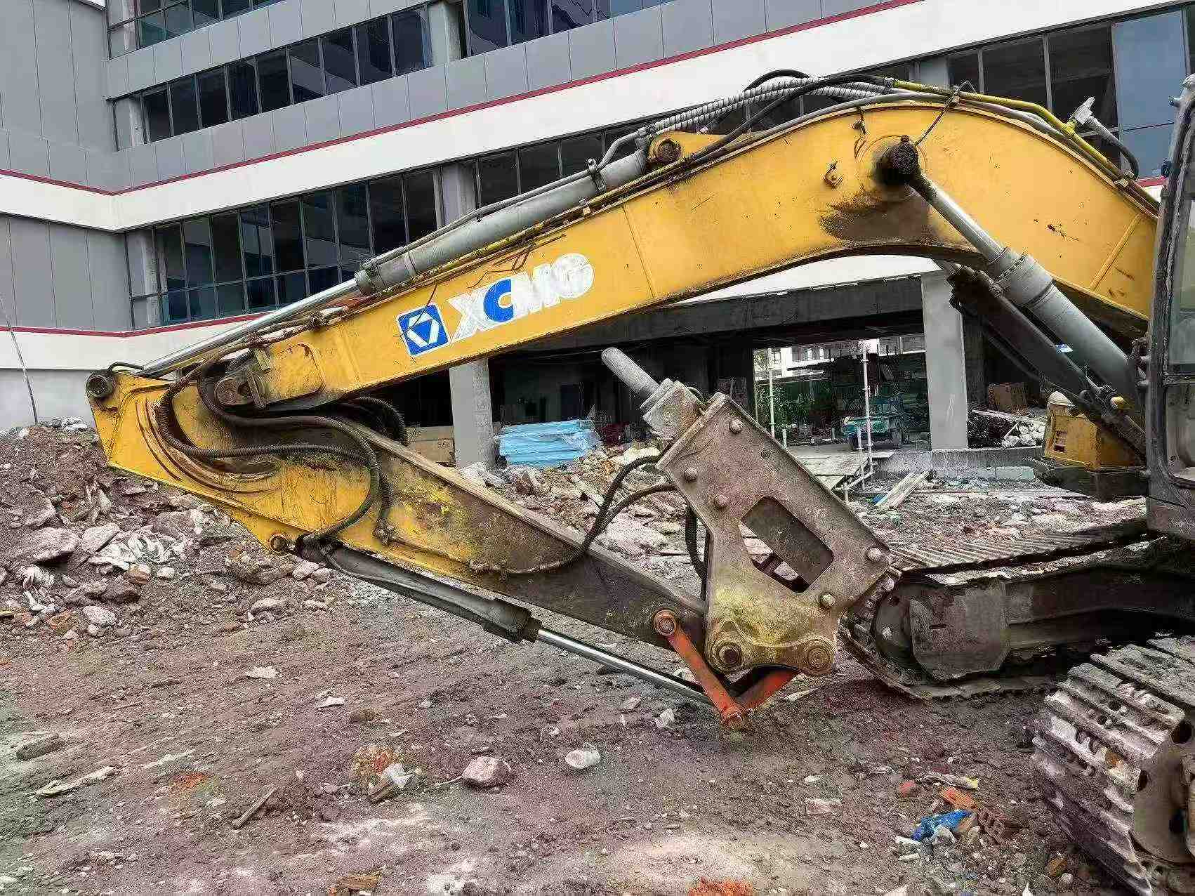 Buy XCMG XE135B Used Excavator / 8