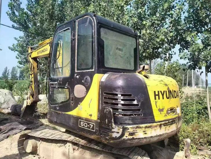 Buy Hyundai HX60 Used Excavator / 1