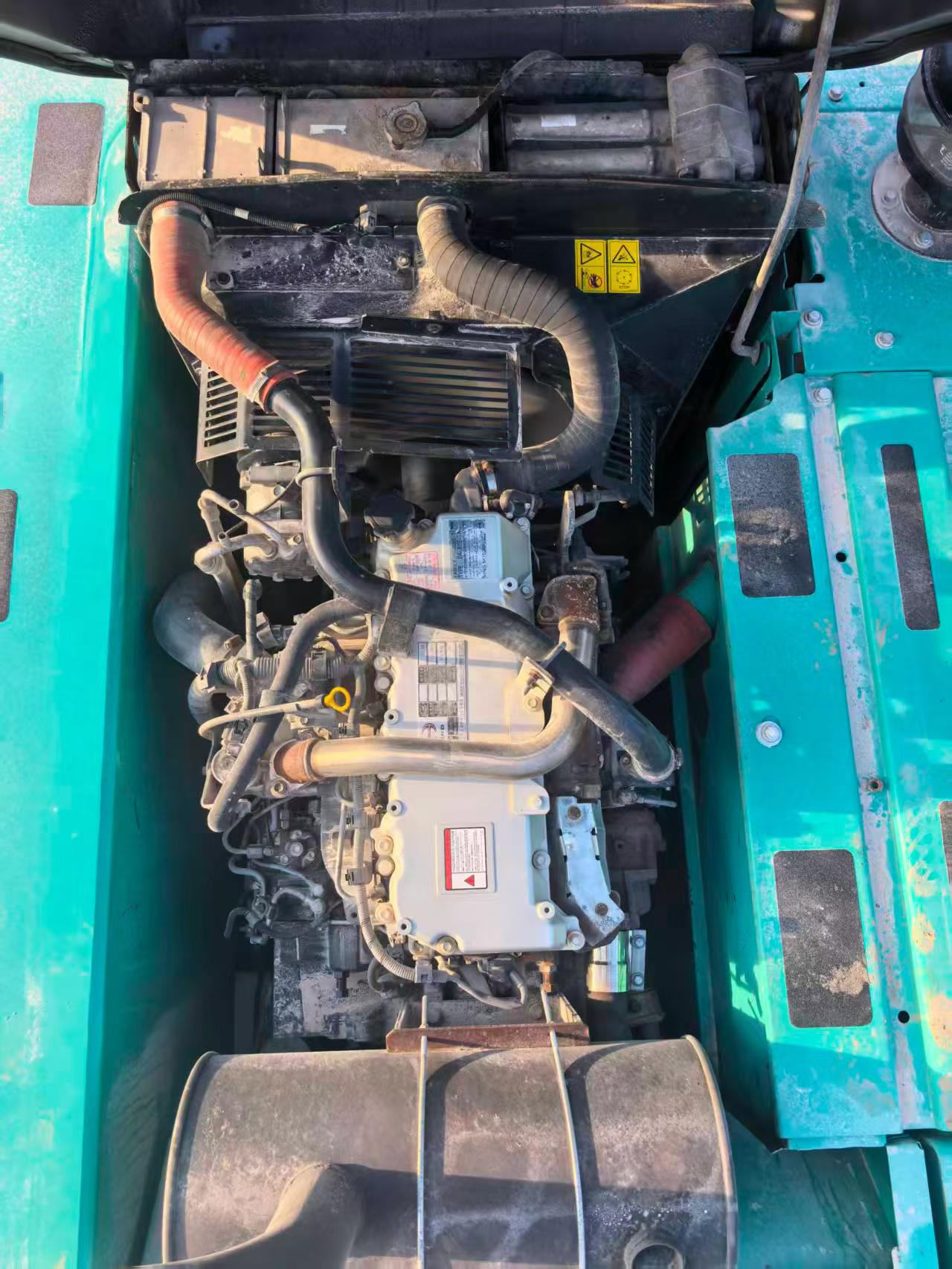Buy Kobelco SK260 Used Excavator / 4