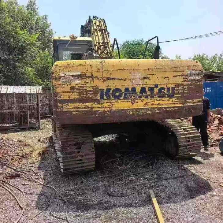 Buy Komatsu PC220 Used Excavator / 1