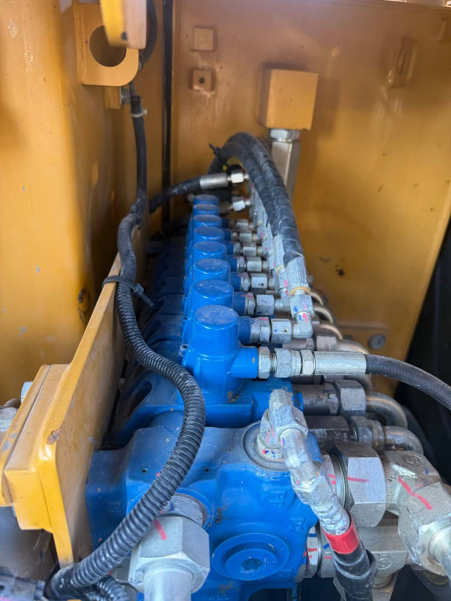 Buy Sany SY60 Used Excavator / 8
