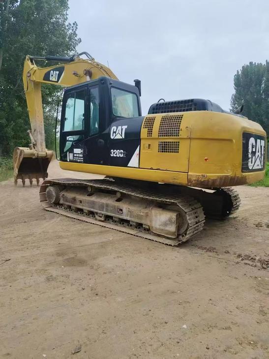 Buy Caterpillar 320D Used Excavator / 1