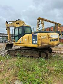 Buy Komatsu PC200-7 Used Excavator / 3 Buy Komatsu PC200-7 Used Excavator / 3