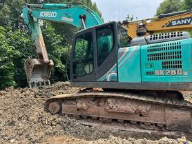 Buy Kobelco SK260 Used Excavator / 2 Buy Kobelco SK260 Used Excavator / 2
