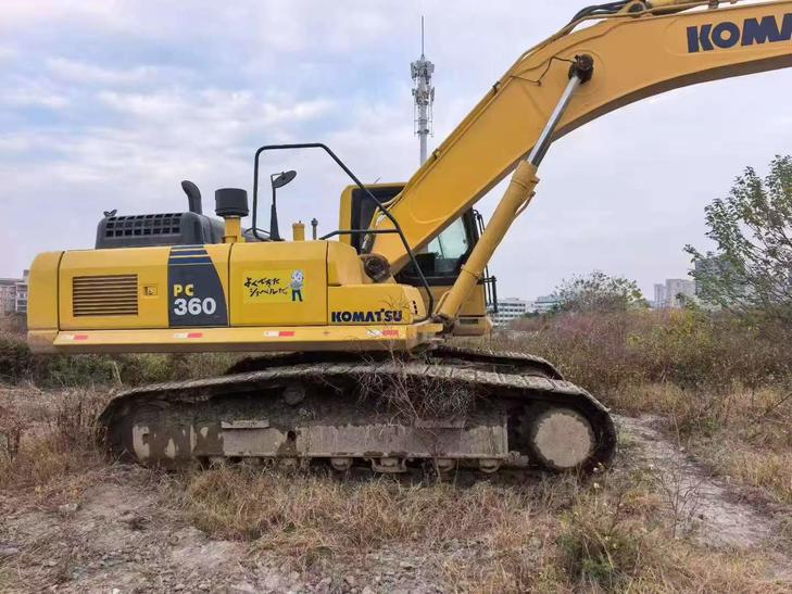 Buy Komatsu PC360-7 Used Excavator / 1