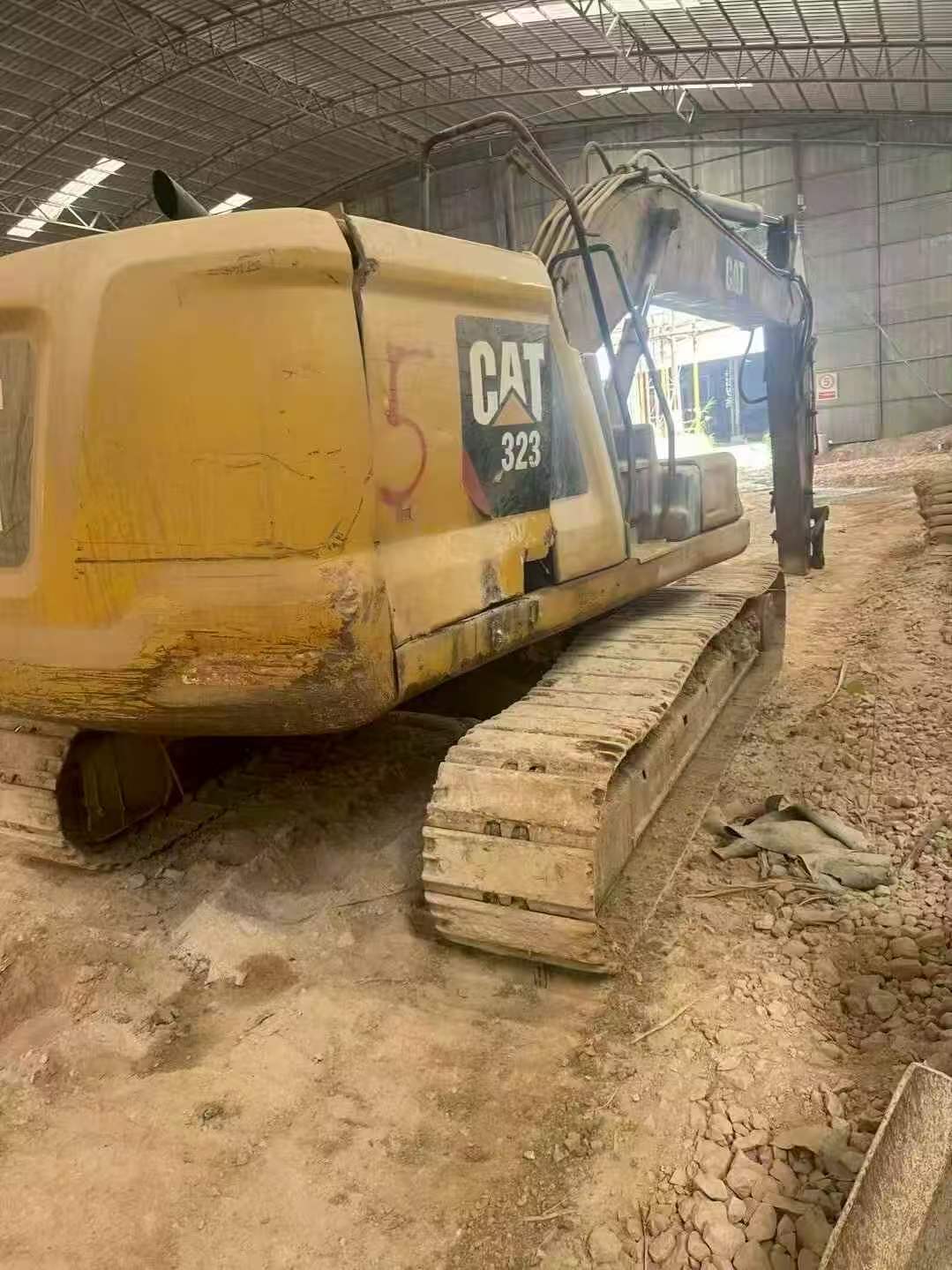 Buy Caterpillar 323 Used Excavator / 2