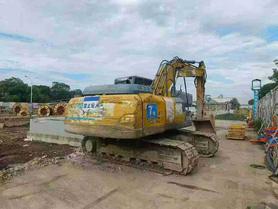 Buy XCMG XE200DA Used Excavator / 2 Buy XCMG XE200DA Used Excavator / 2