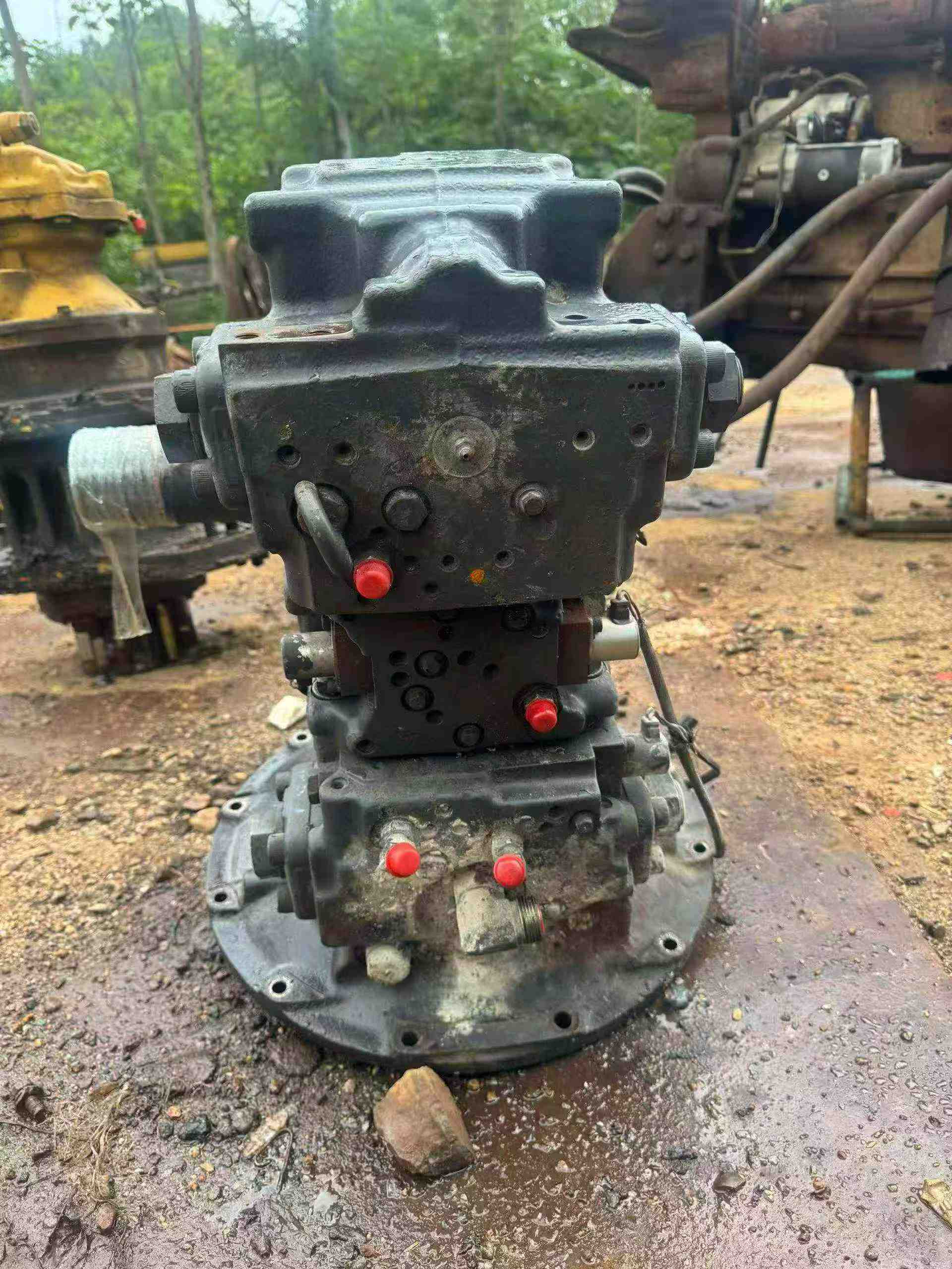 Buy Komatsu Used Excavator / 3 Buy Komatsu Used Excavator / 3
