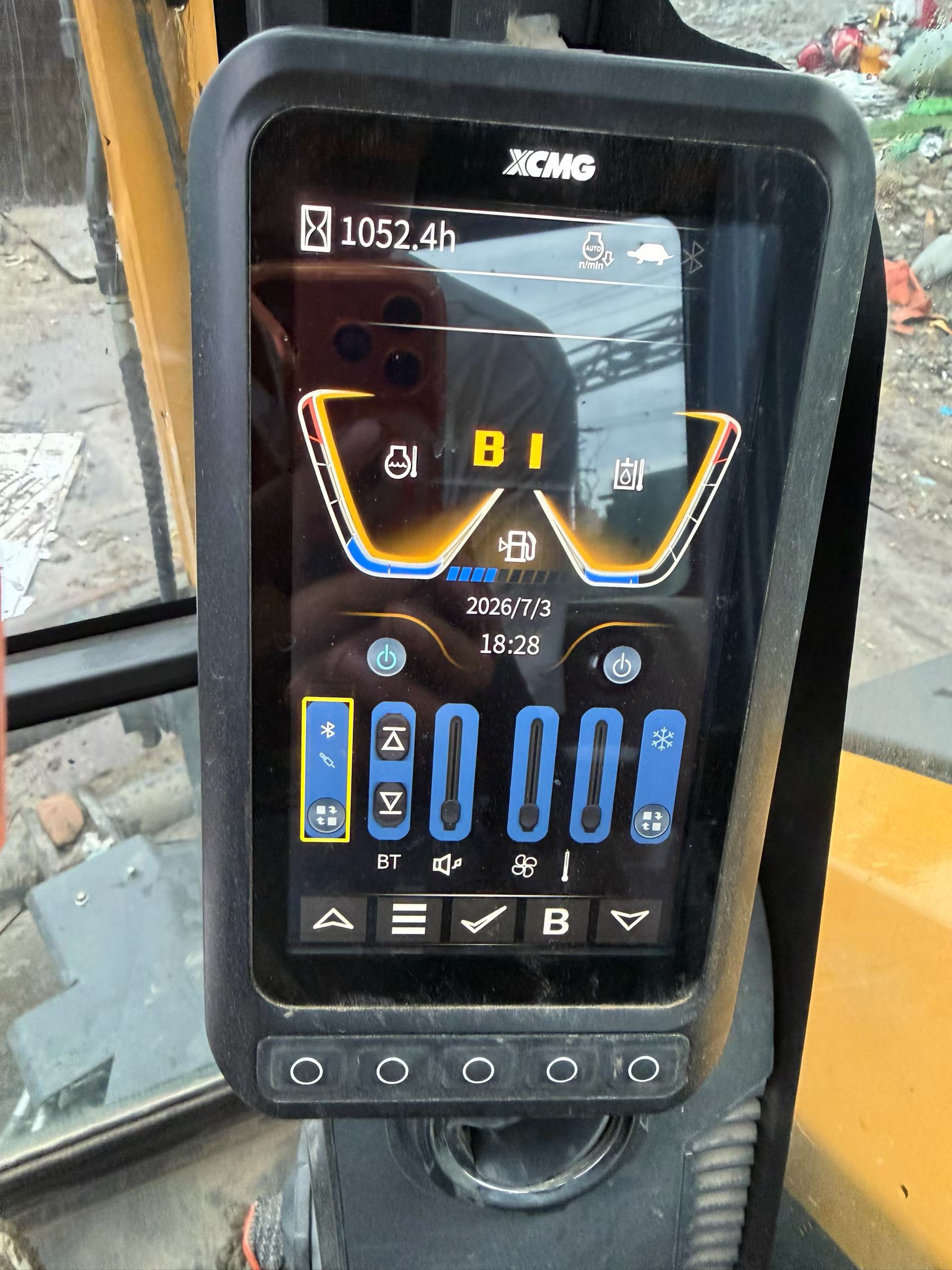 Buy XCMG XE60 Used Excavator / 4