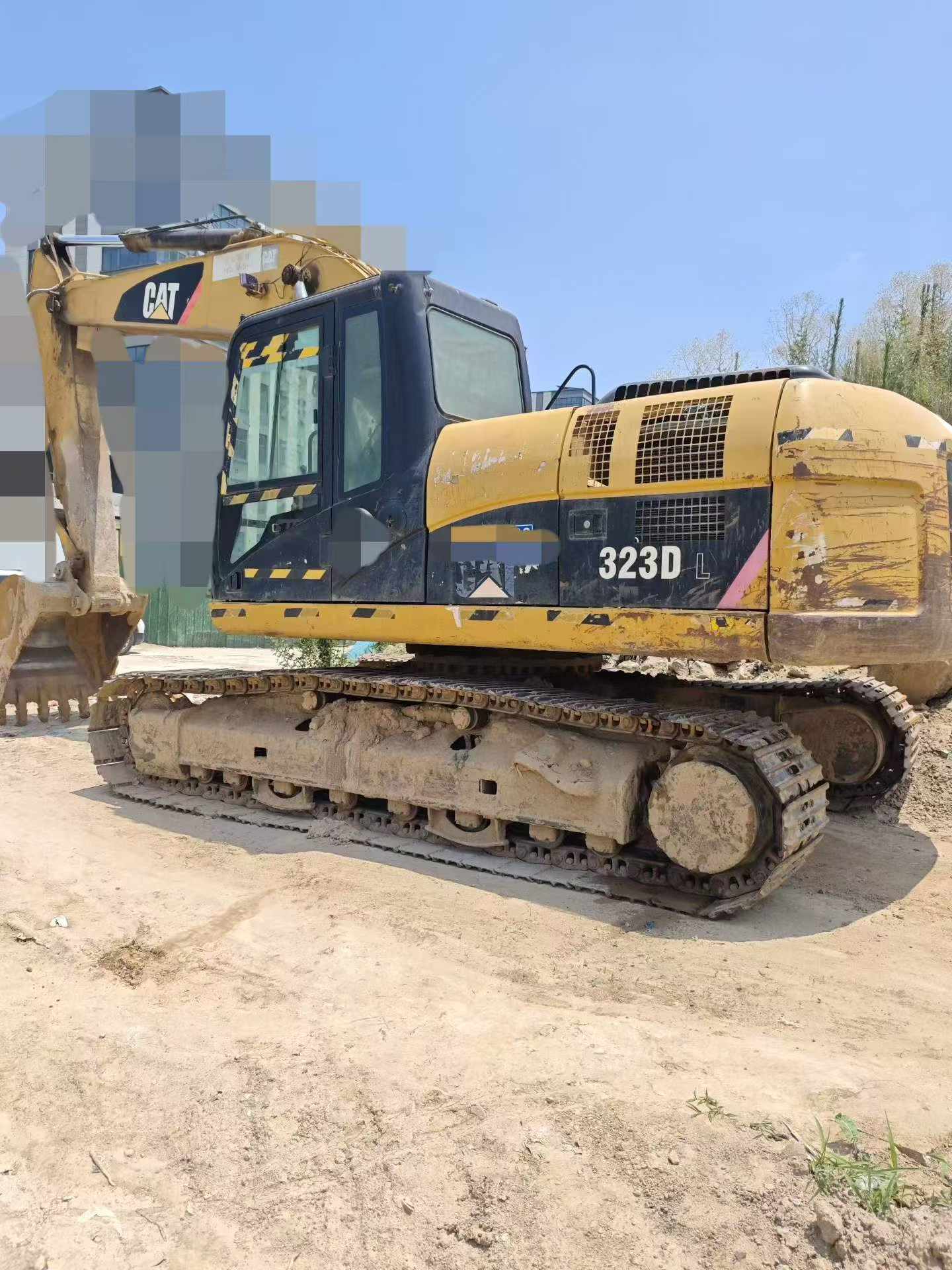 Buy Caterpillar 323DL Used Excavator / 2