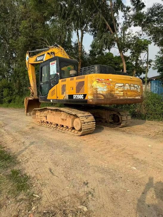 Buy Sany SY200C Used Excavator / 1