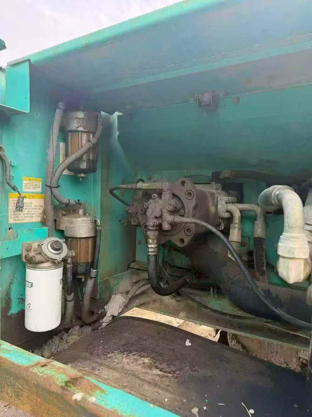 Buy Kobelco SK260LC-8 Used Excavator / 4