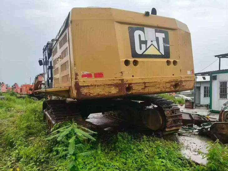 Buy Caterpillar 374D Used Excavator / 1