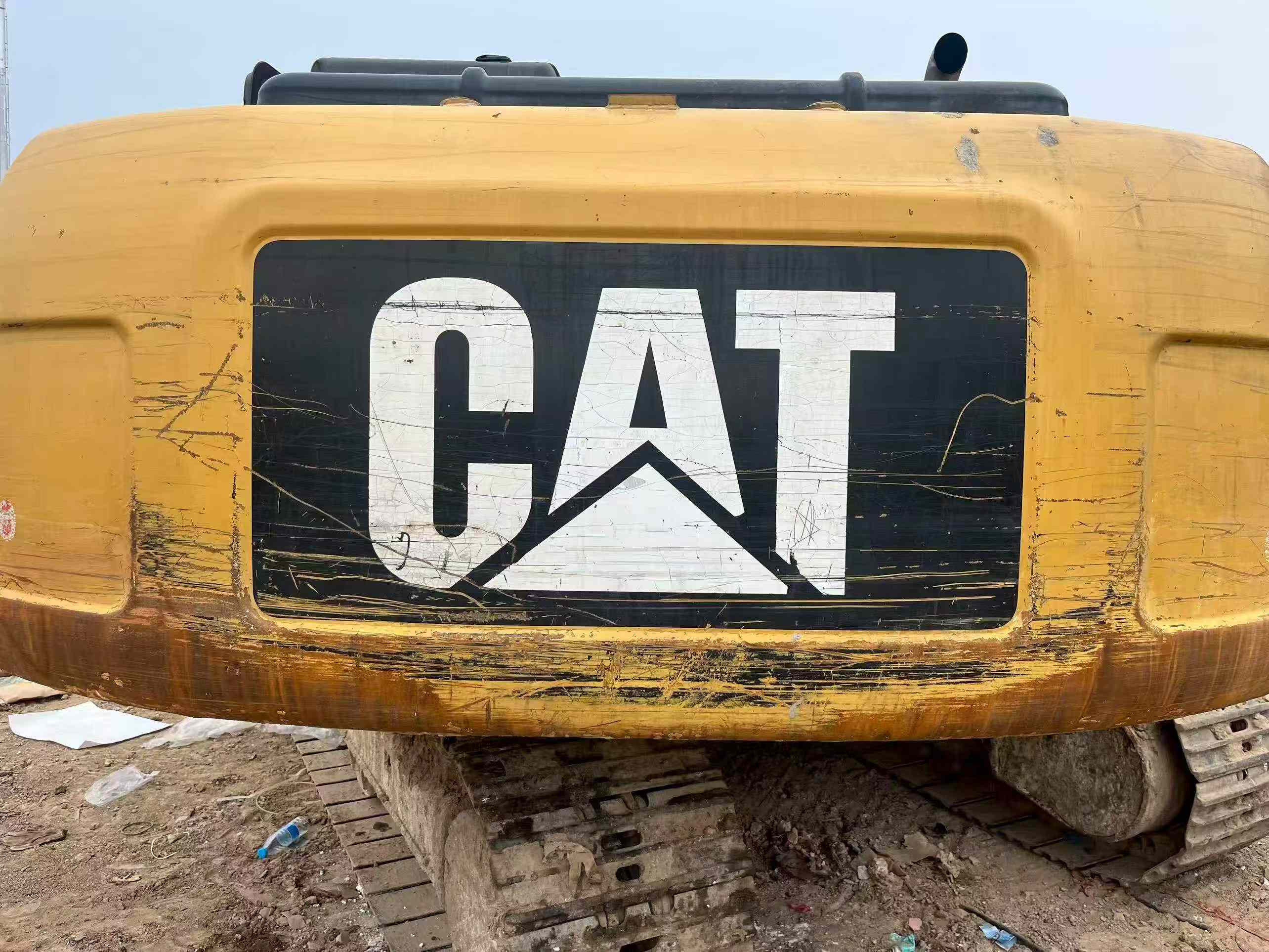Buy Caterpillar 320D Used Excavator / 8