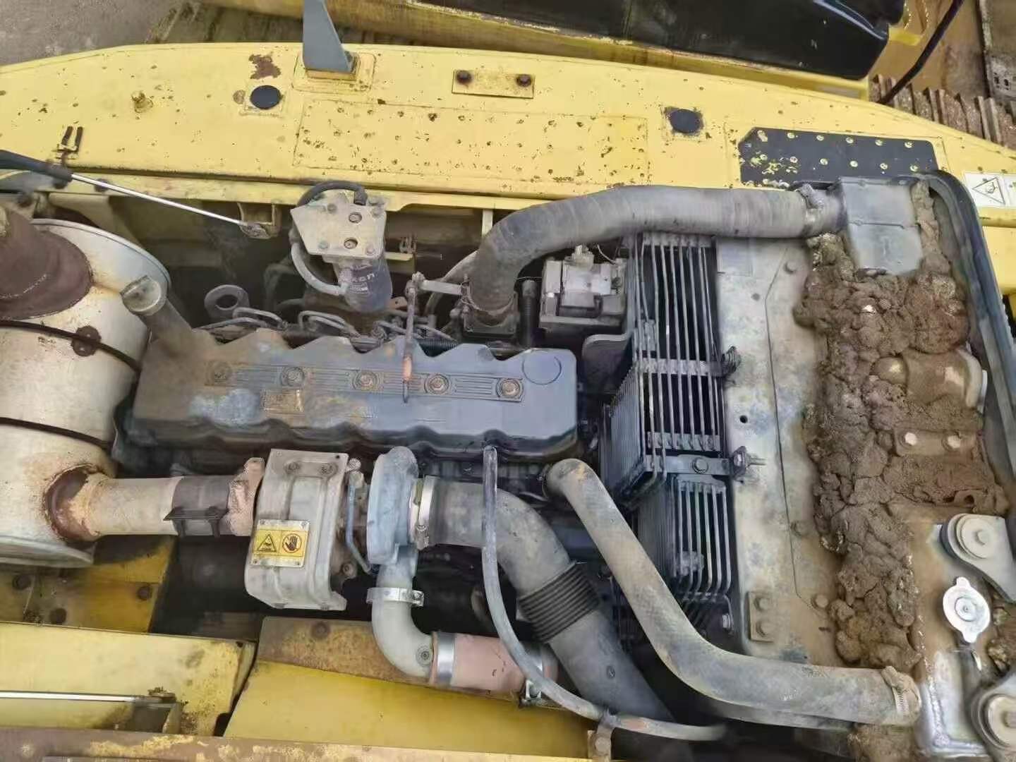 Buy Komatsu PC200-8 Used Excavator / 5