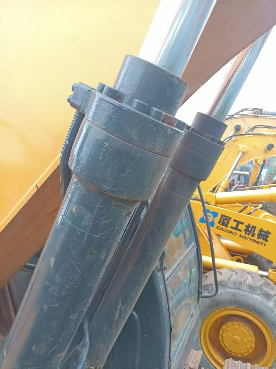 Buy Hyundai R215-7 Used Excavator / 4