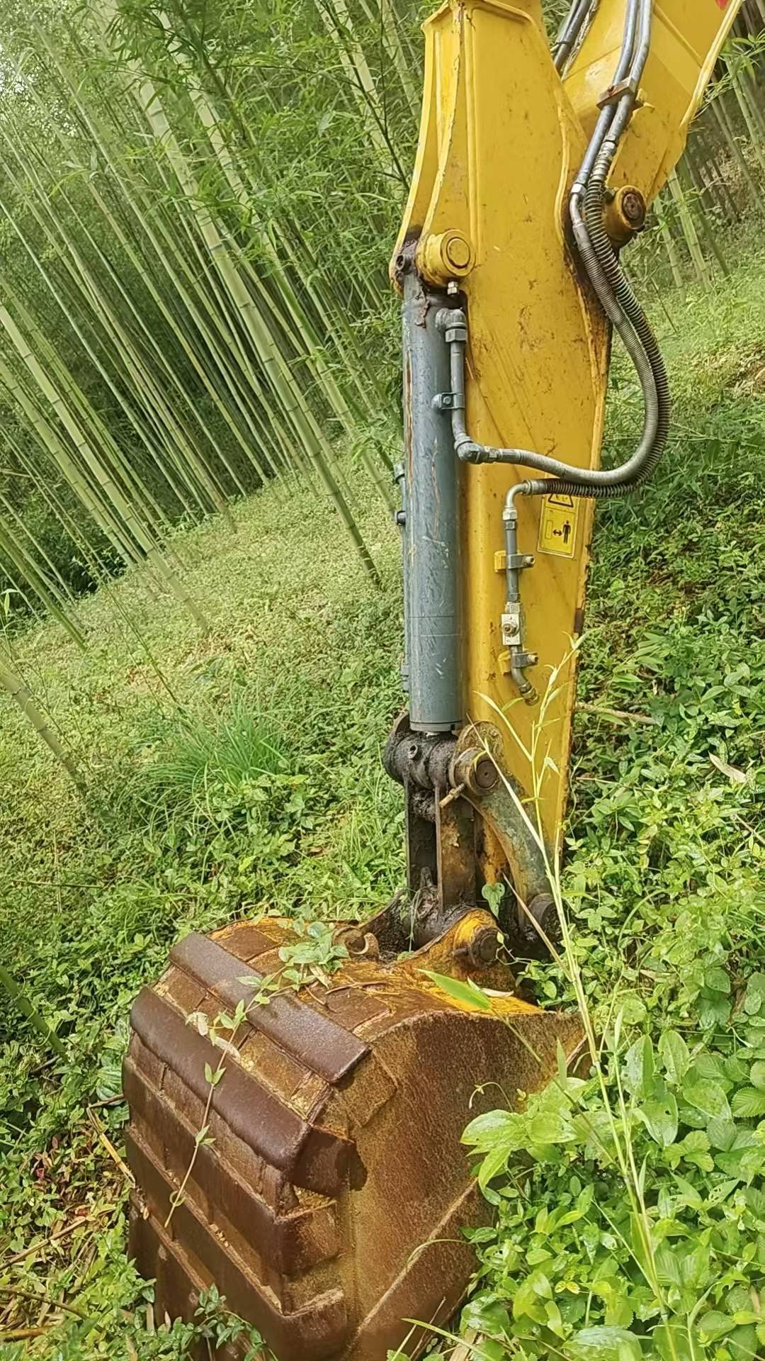 Buy XCMG XE60 Used Excavator / 4