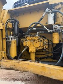 Buy Caterpillar 320D Used Excavator / 5 Buy Caterpillar 320D Used Excavator / 5