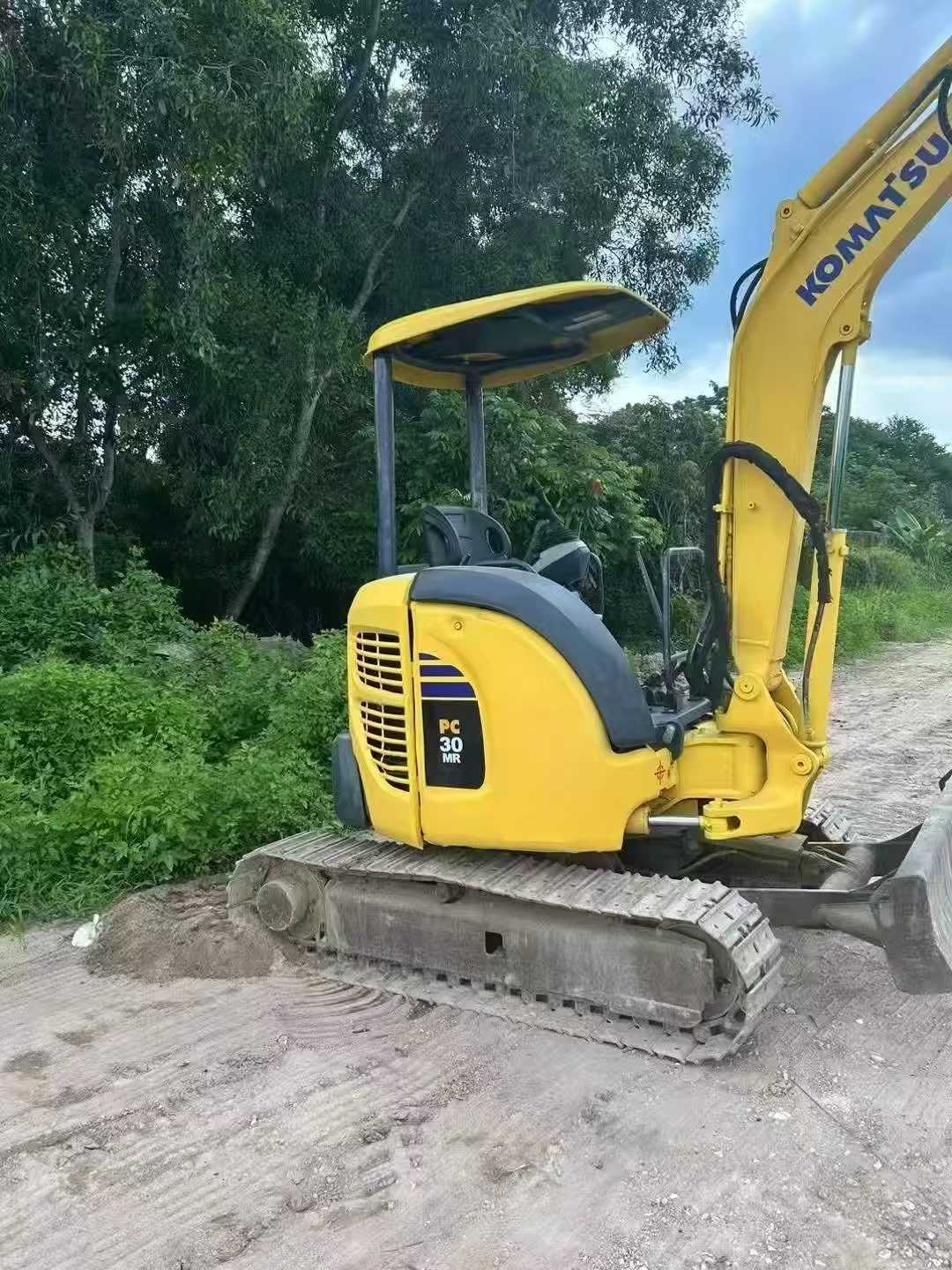 Buy Komatsu PC30-3 Used Excavator / 4
