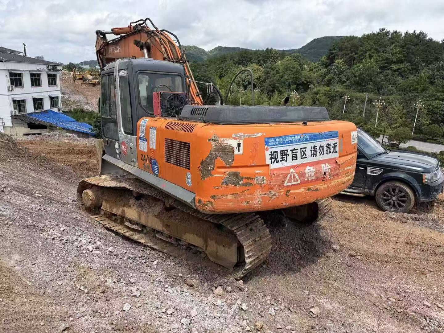 Buy Hitachi EX200-3 Used Excavator / 4