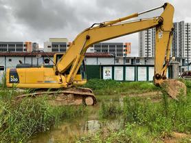 Buy Komatsu PC200-8N1 Used Excavator / 9 Buy Komatsu PC200-8N1 Used Excavator / 9