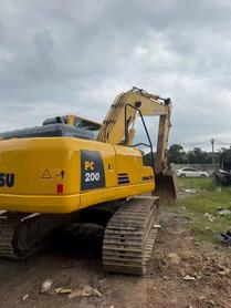 Buy Komatsu PC200 Used Excavator / 2 Buy Komatsu PC200 Used Excavator / 2
